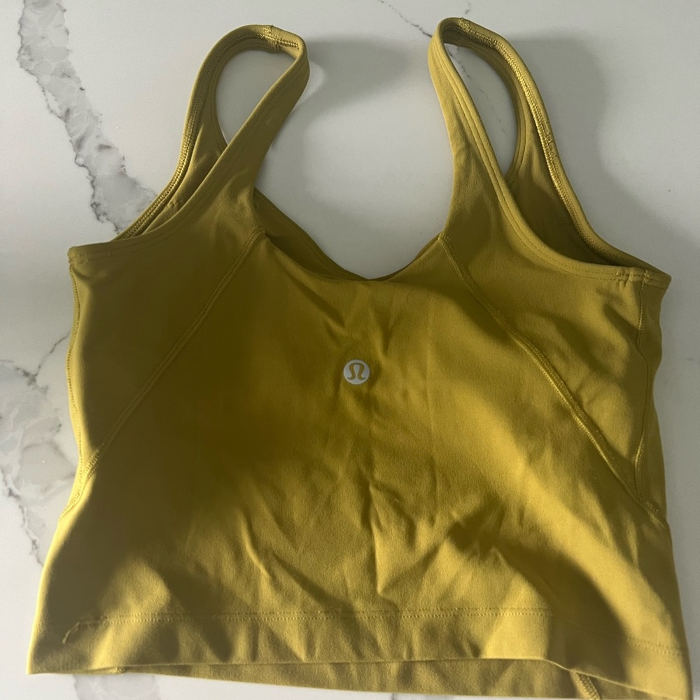 Lululemon Sports Tank / sports bra size 4